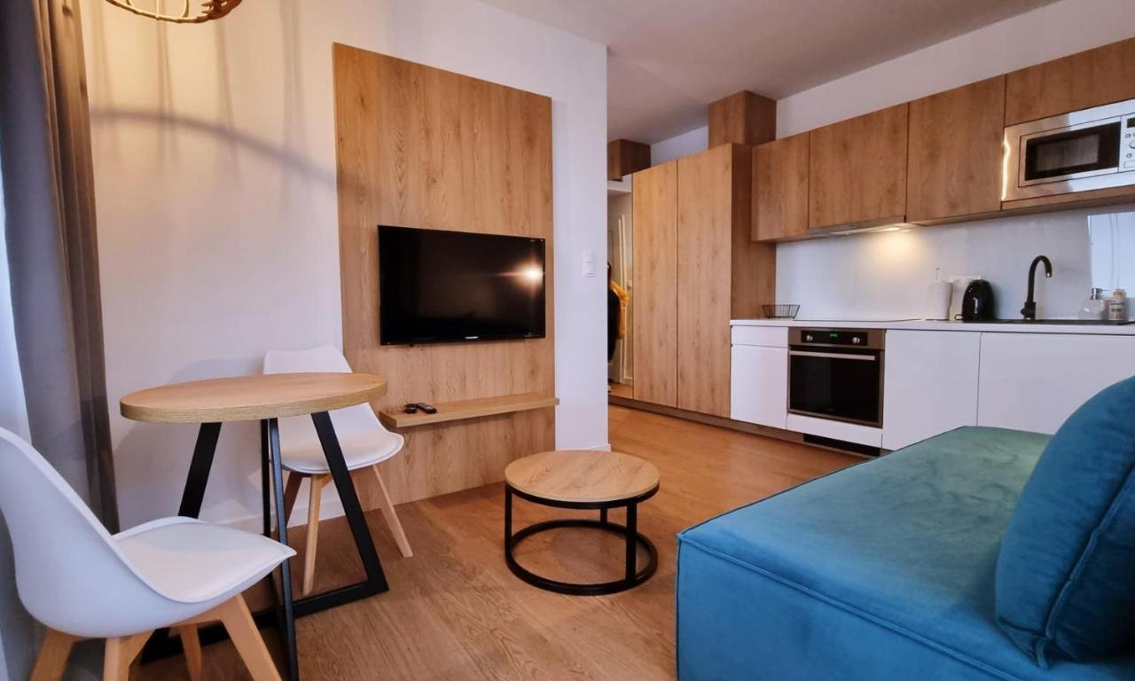 Prywatne Apartamenty W Hotelu - 365Pam Sarbinowo Exterior foto